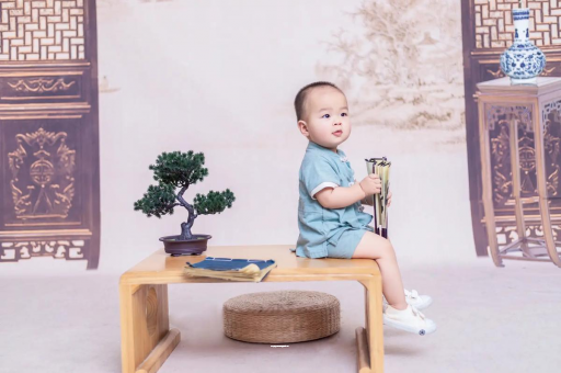 通化孕妇肚子上的黑线
